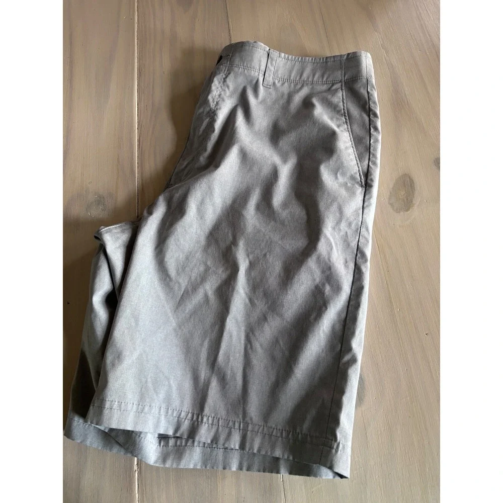 Nicklaus Mens Gray Golf Shorts Size 34 Stretch Flat Front Activewear‎ TA178